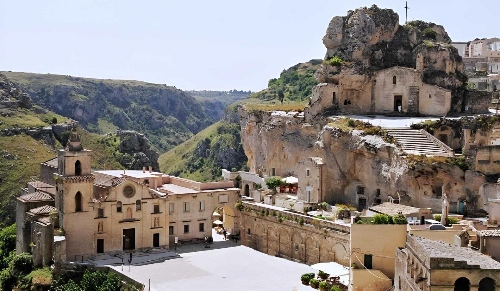 Cave Rooms Sassi มาเตรา ภายนอก รูปภาพ