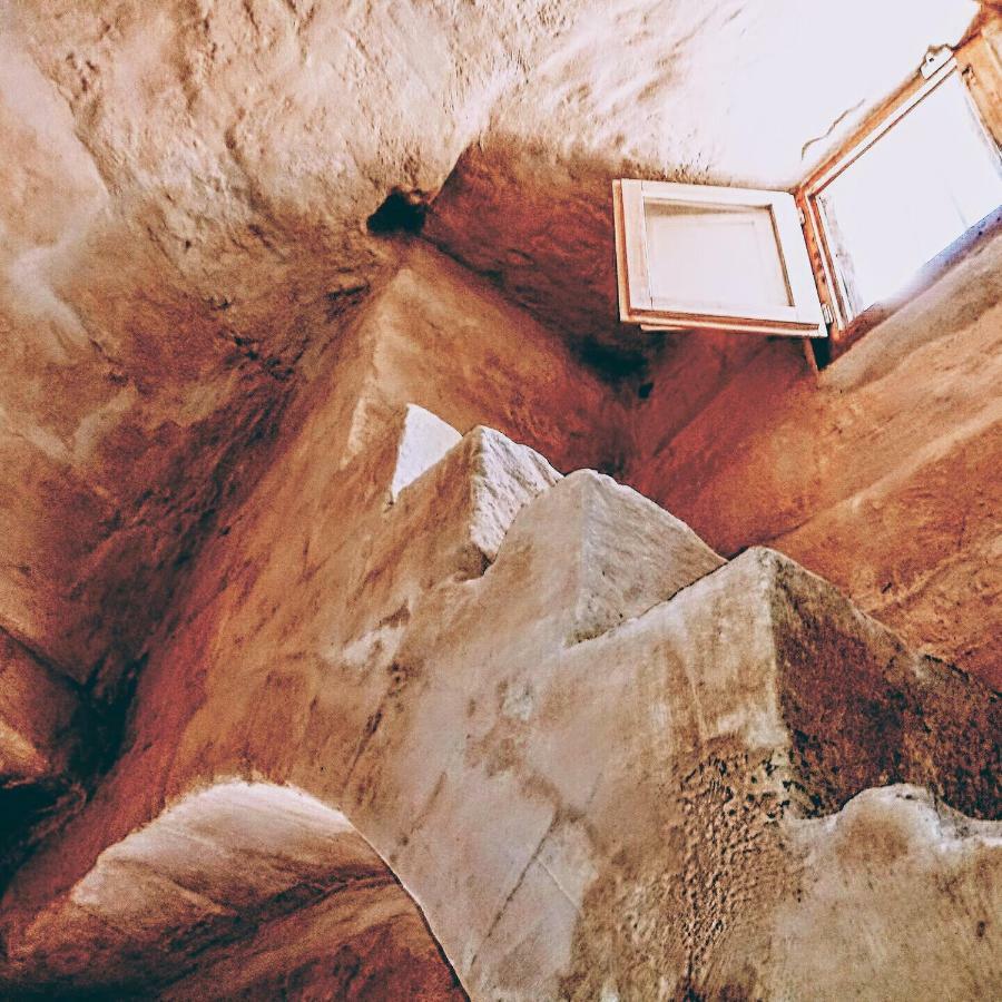Cave Rooms Sassi มาเตรา ภายนอก รูปภาพ