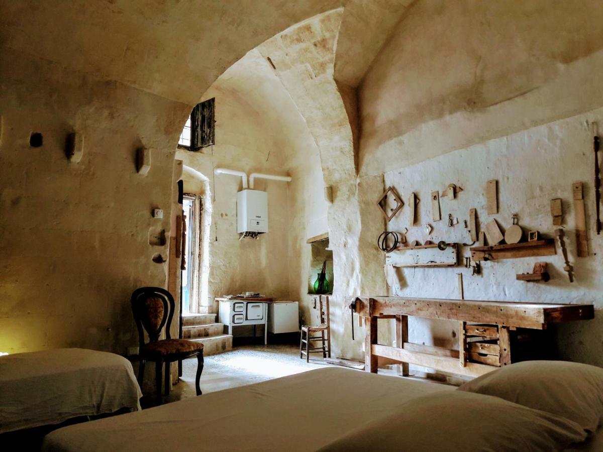 Cave Rooms Sassi มาเตรา ภายนอก รูปภาพ
