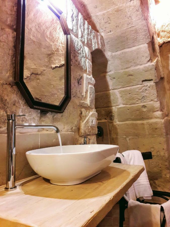 Cave Rooms Sassi มาเตรา ภายนอก รูปภาพ