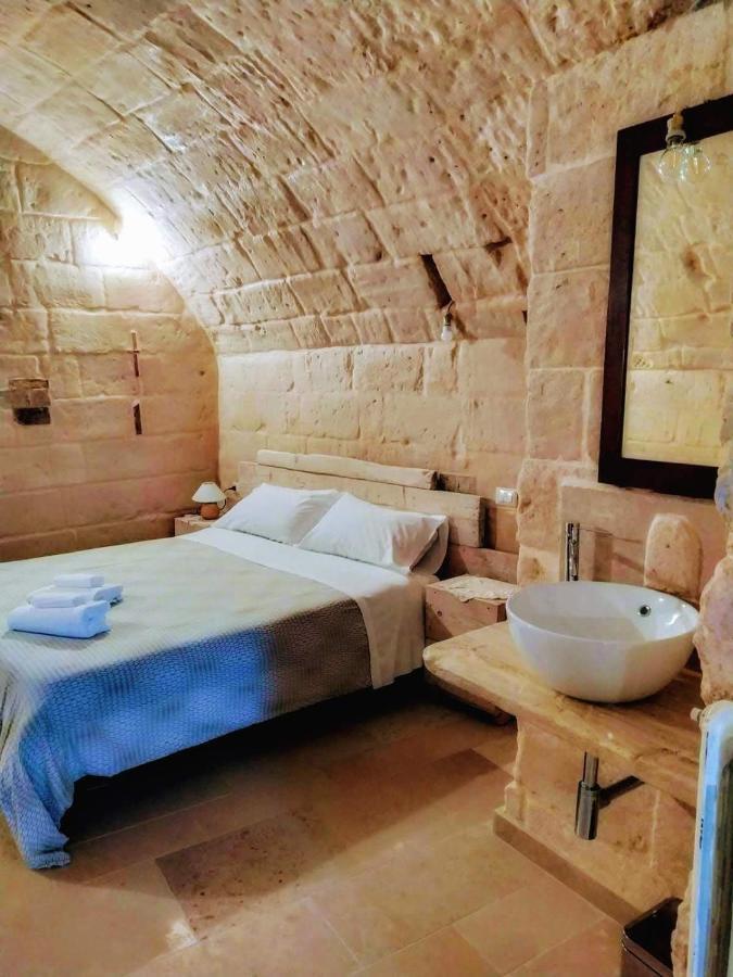 Cave Rooms Sassi มาเตรา ภายนอก รูปภาพ